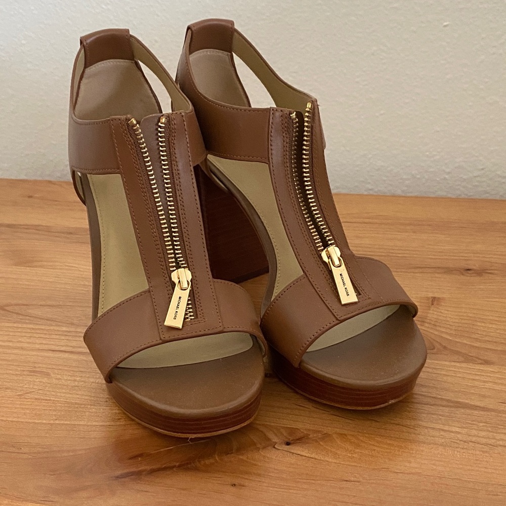 Michael Kors Brown Leather Zip Front Platform Heels